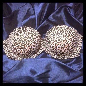 VS PINK🎀  wear everywhere strapless push-up bra